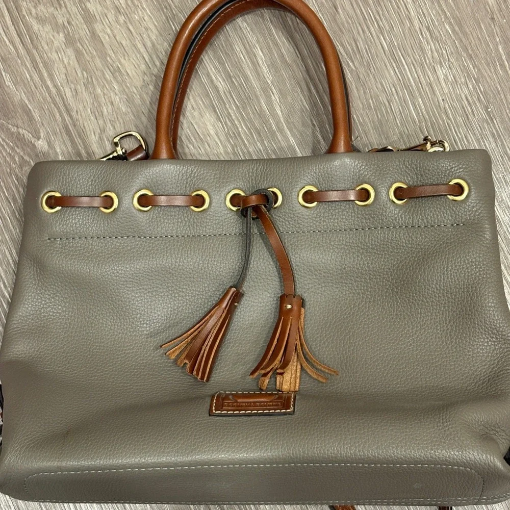 Dooney & Bourke Pebble Grain Tassel Tote Elephant Gray Leather Satchel Preppy